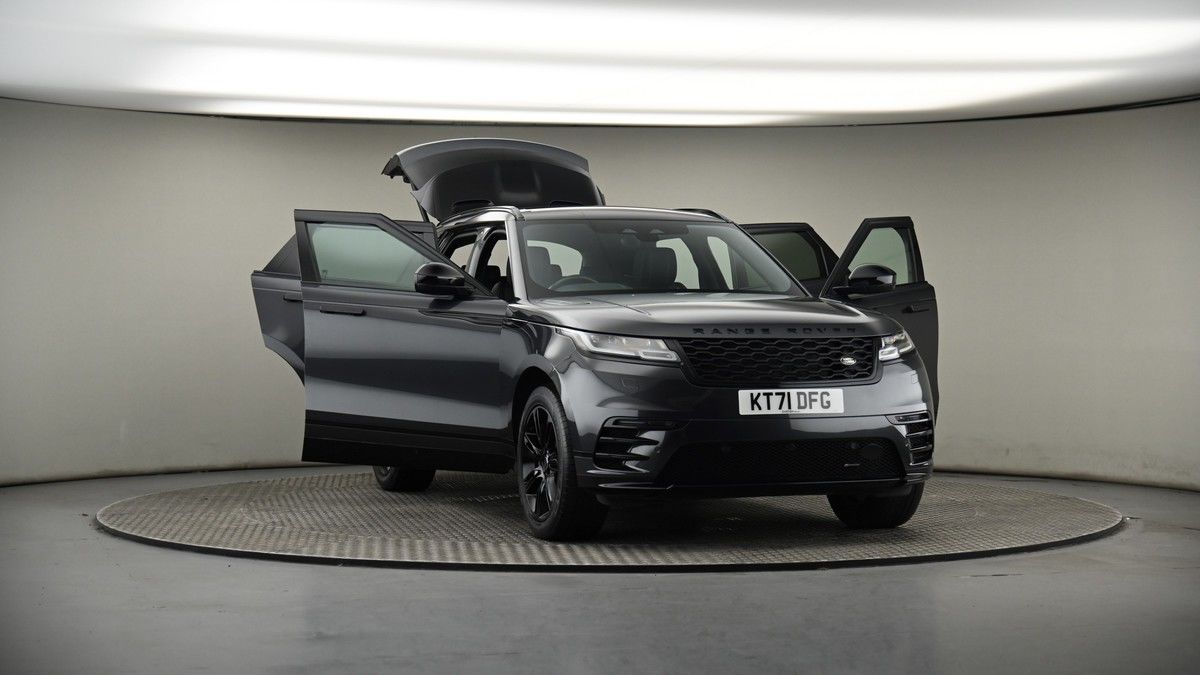 More views of Land Rover Range Rover Velar