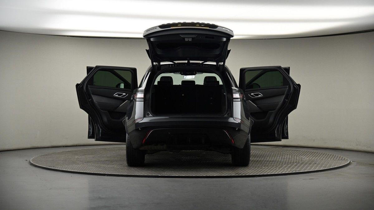 More views of Land Rover Range Rover Velar