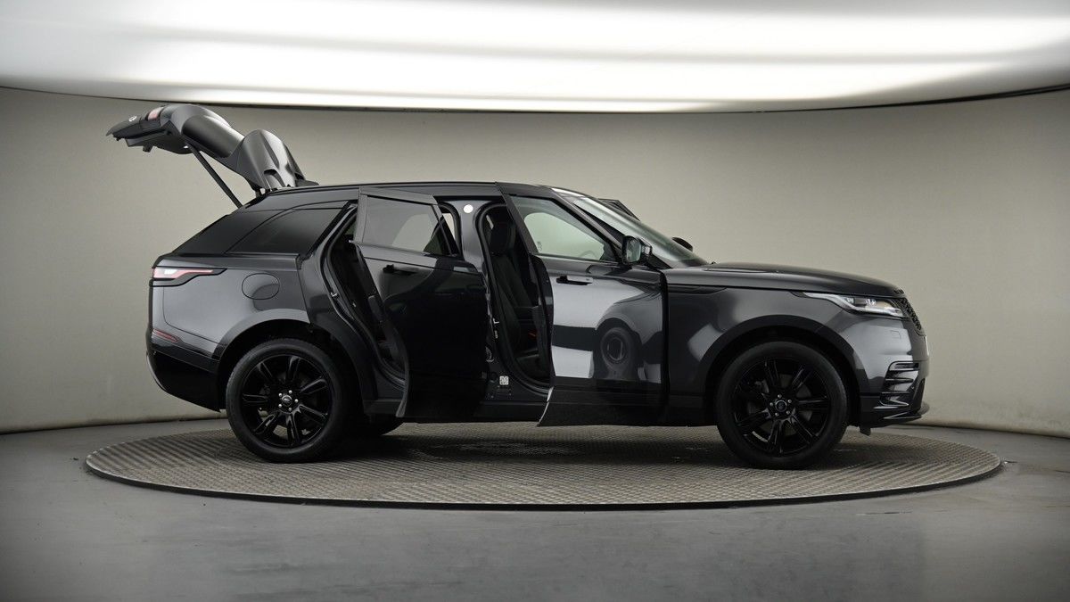 More views of Land Rover Range Rover Velar