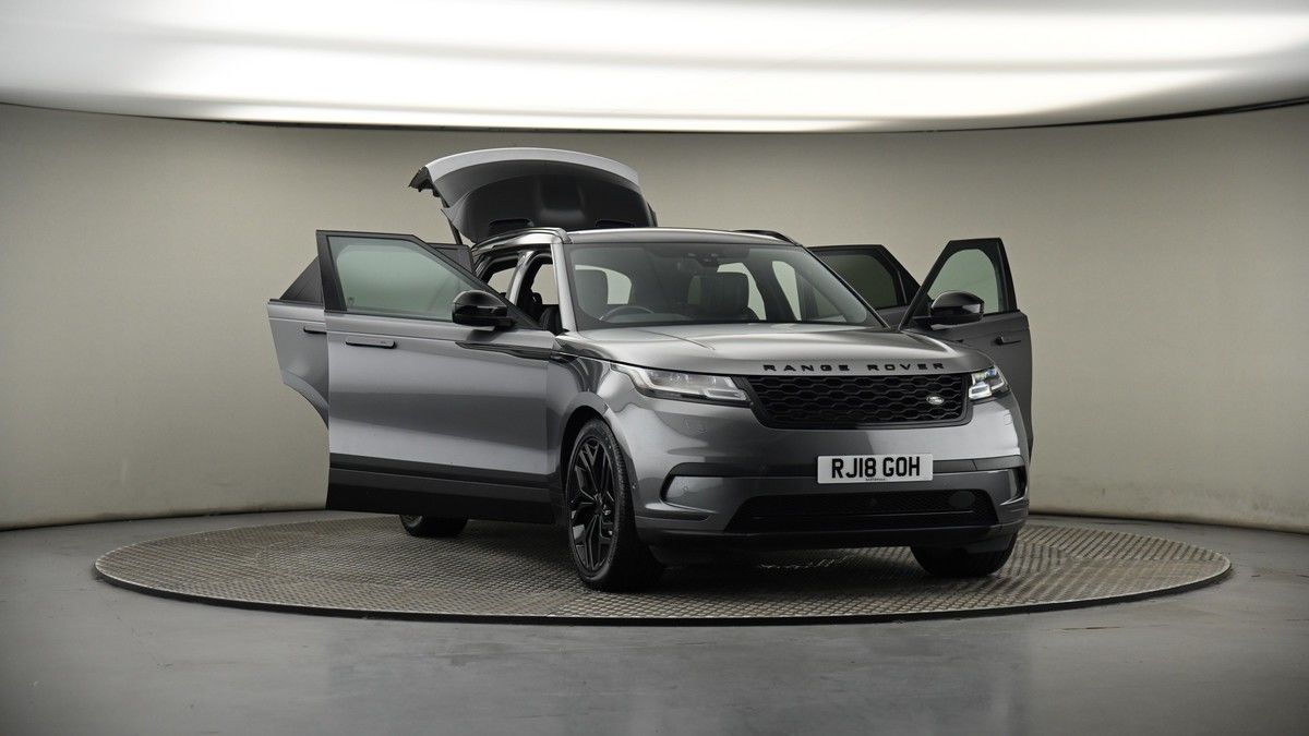 More views of Land Rover Range Rover Velar