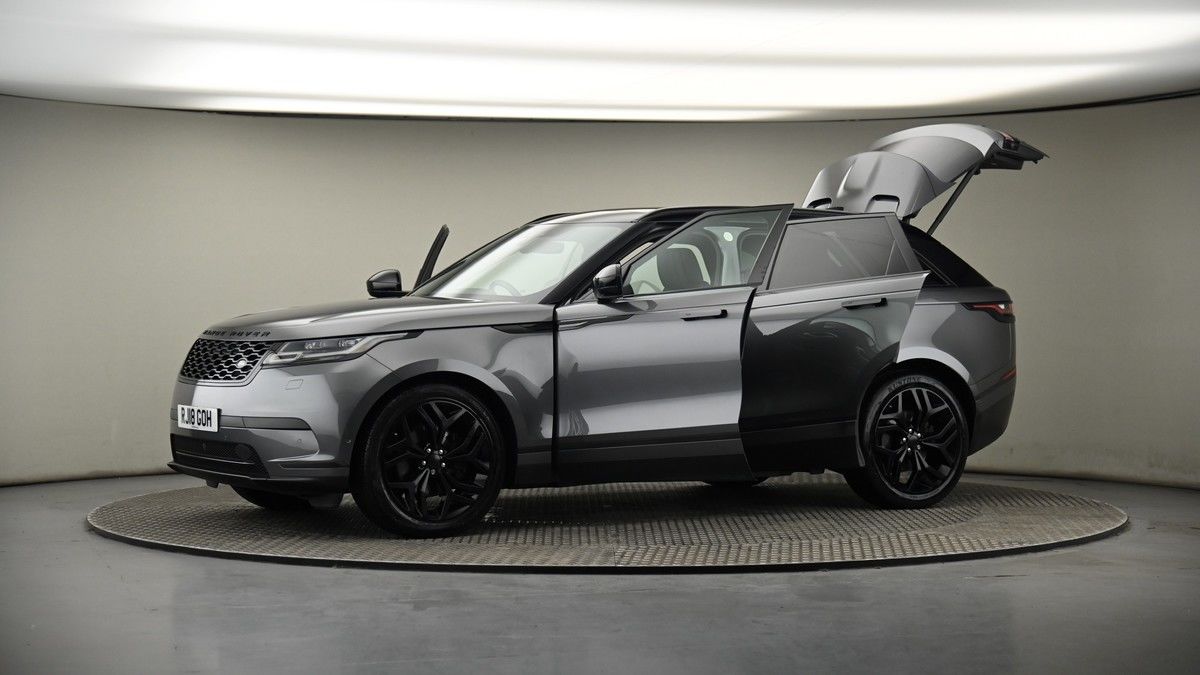 More views of Land Rover Range Rover Velar
