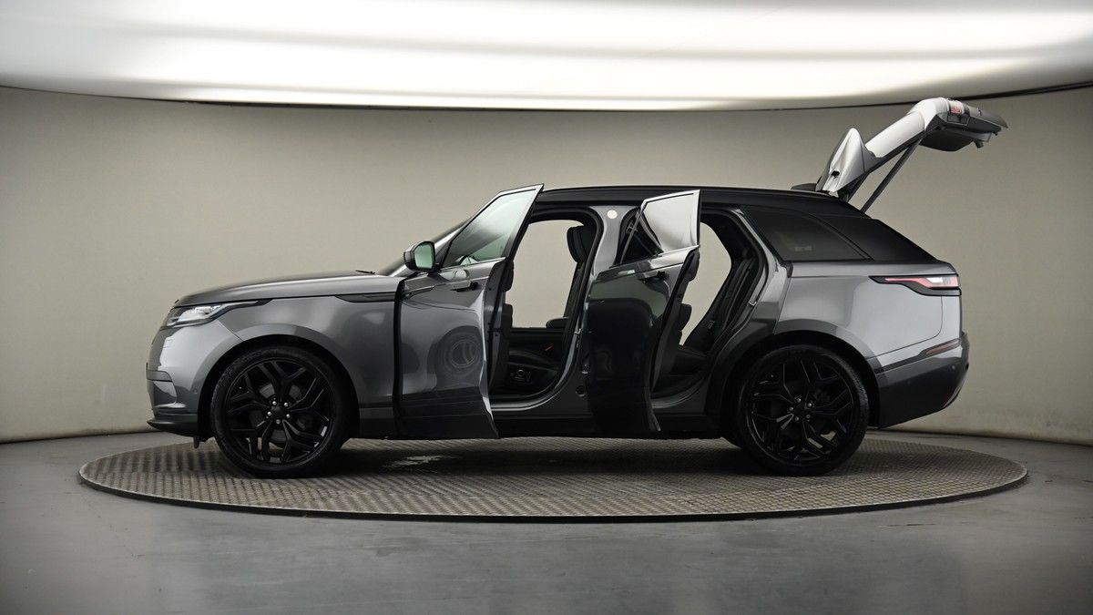 More views of Land Rover Range Rover Velar