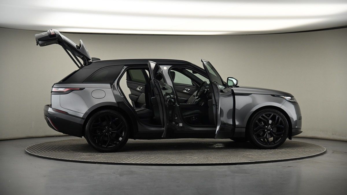 More views of Land Rover Range Rover Velar