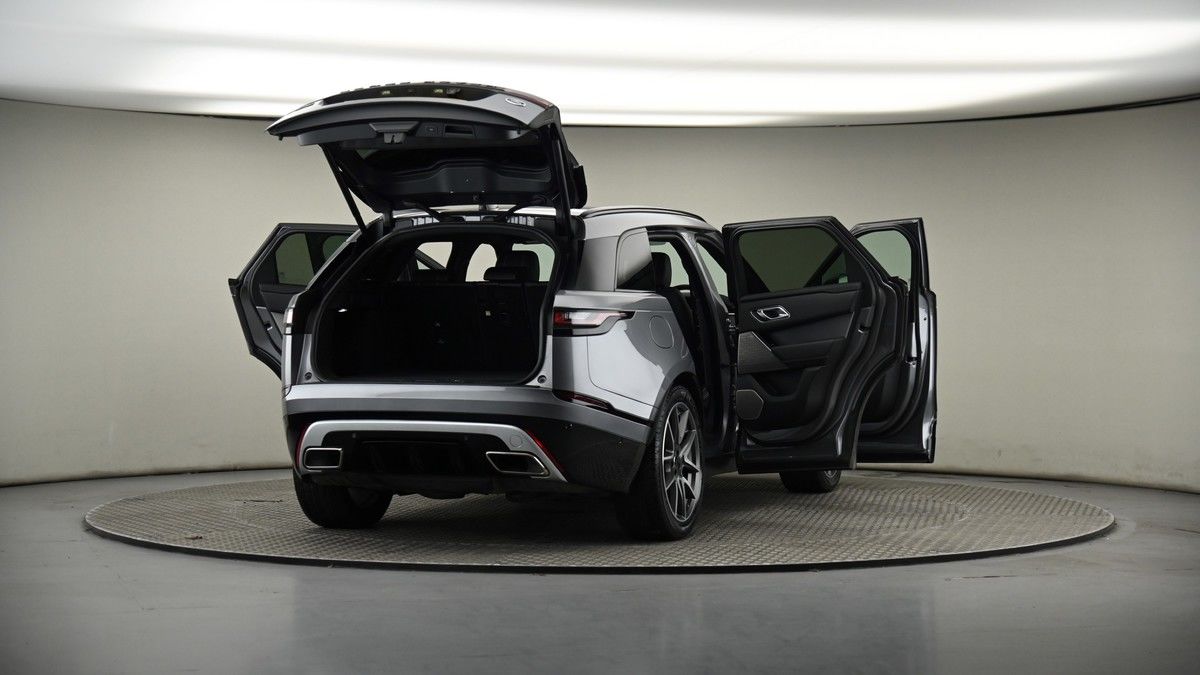 More views of Land Rover Range Rover Velar