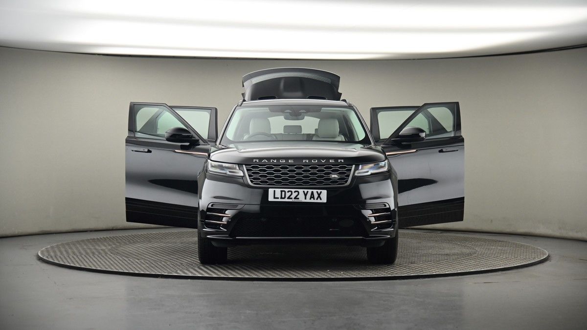 More views of Land Rover Range Rover Velar
