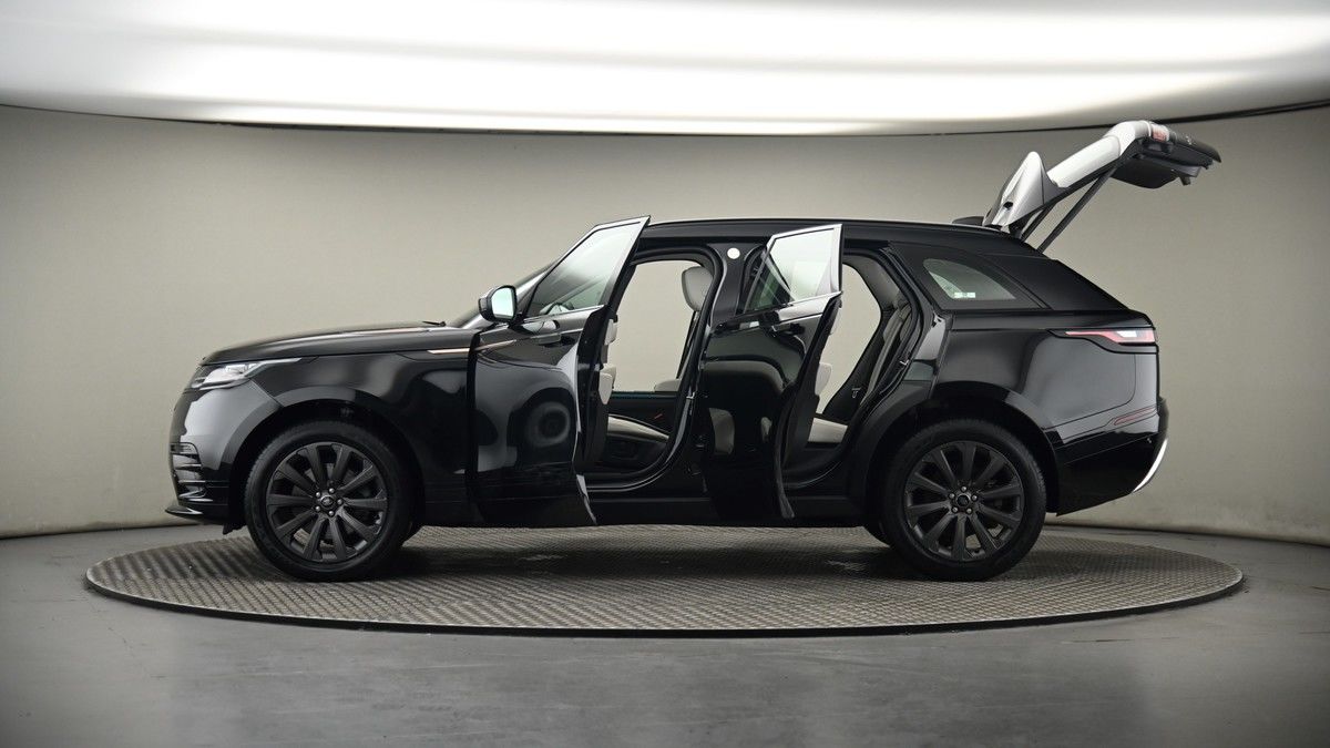 More views of Land Rover Range Rover Velar