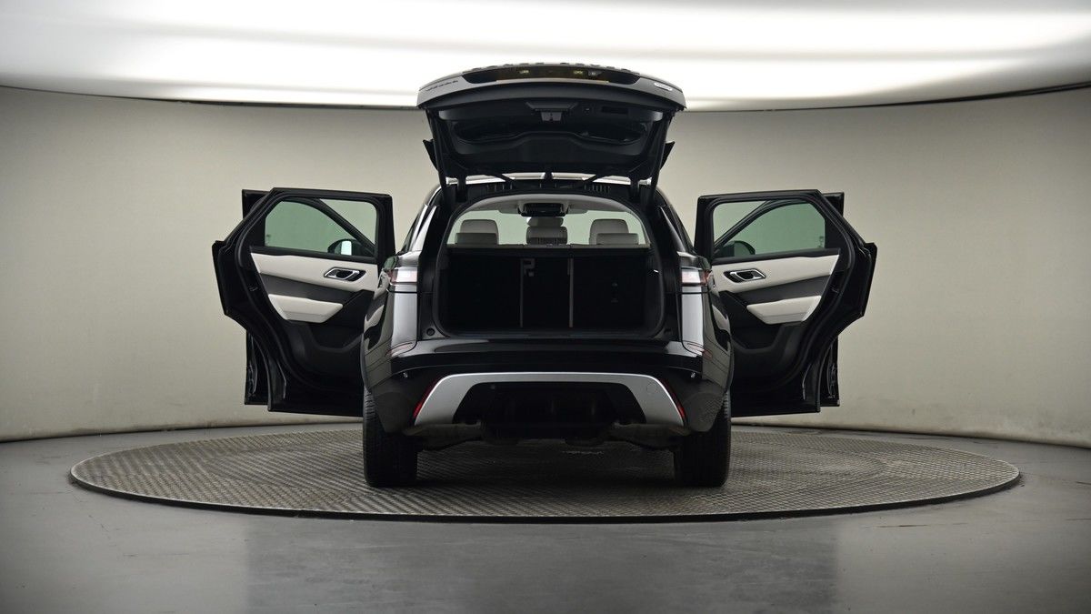 More views of Land Rover Range Rover Velar
