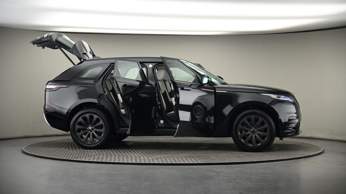 More views of Land Rover Range Rover Velar