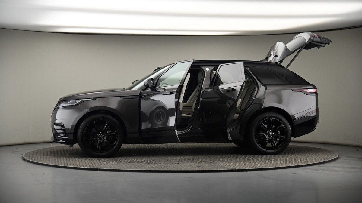 More views of Land Rover Range Rover Velar