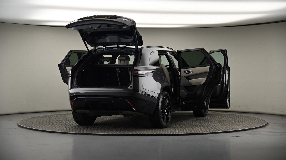 More views of Land Rover Range Rover Velar