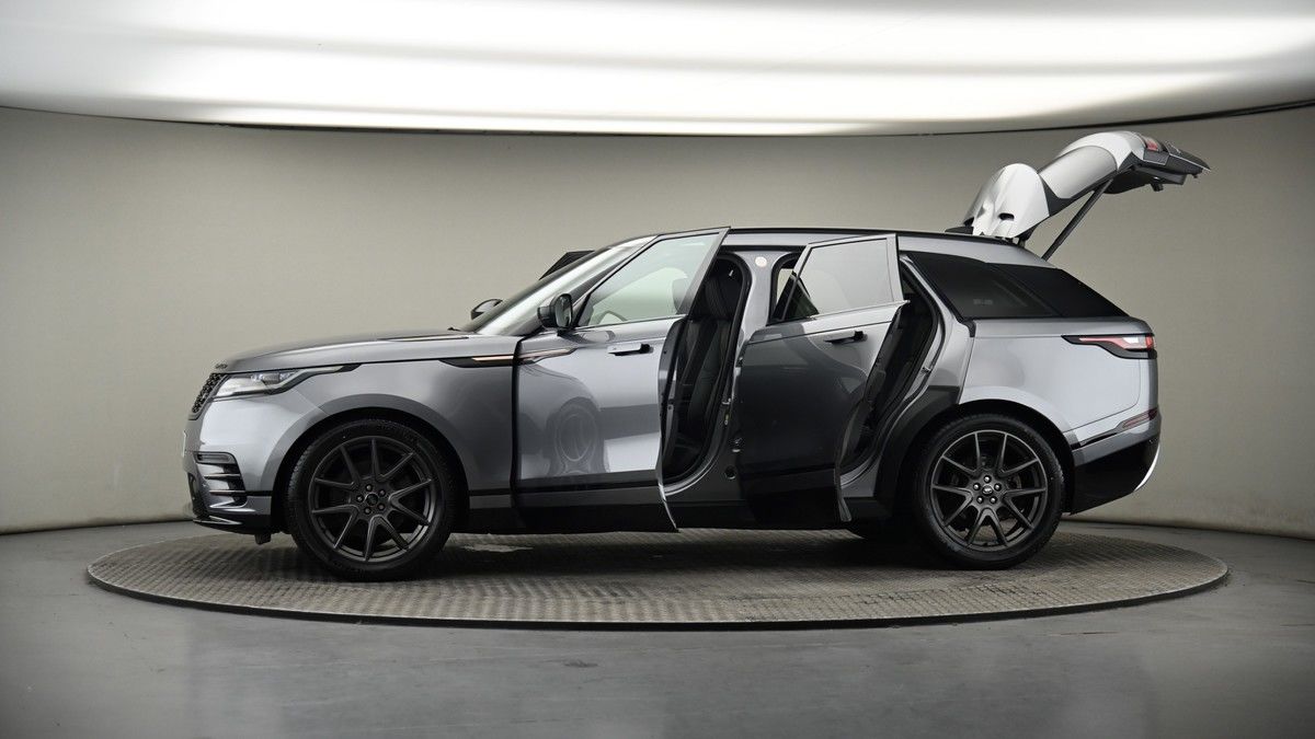 More views of Land Rover Range Rover Velar