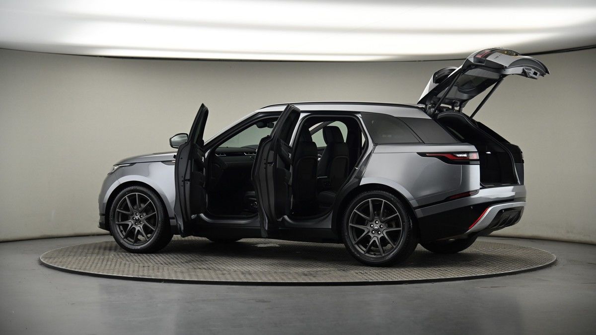 More views of Land Rover Range Rover Velar