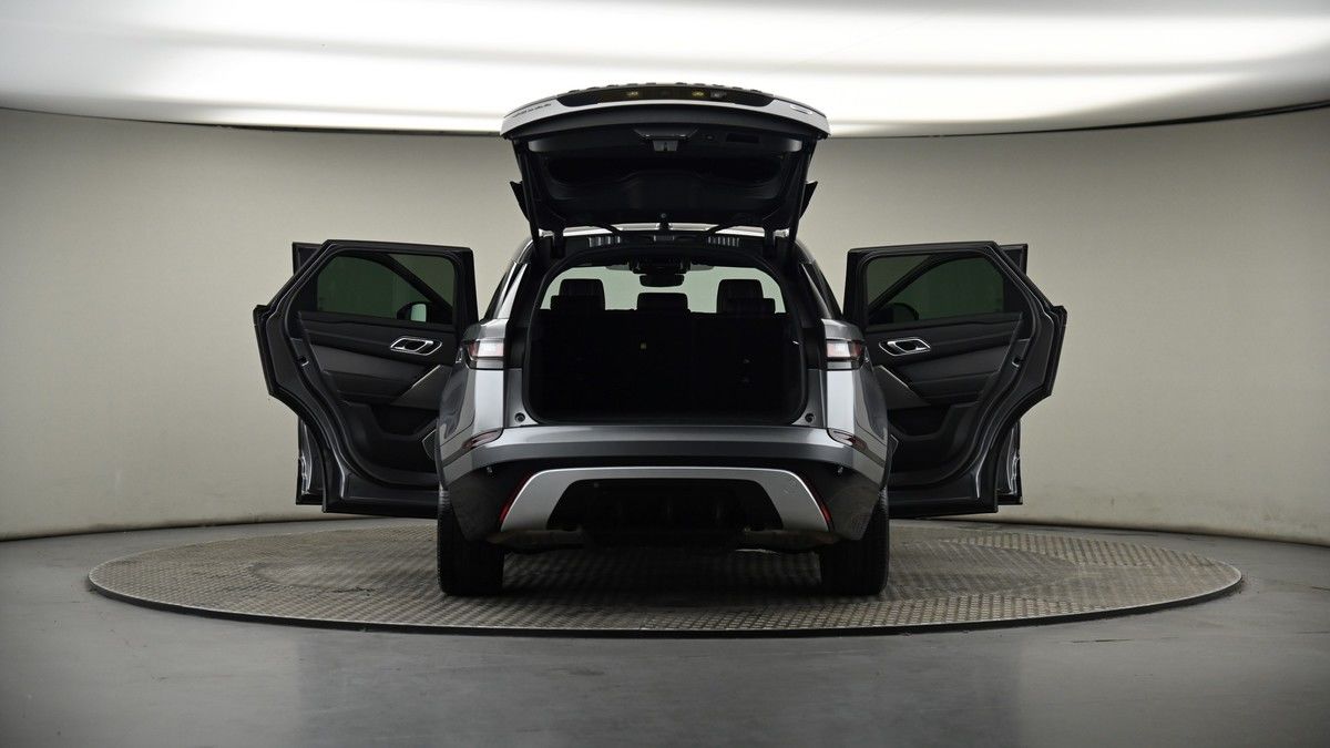 More views of Land Rover Range Rover Velar