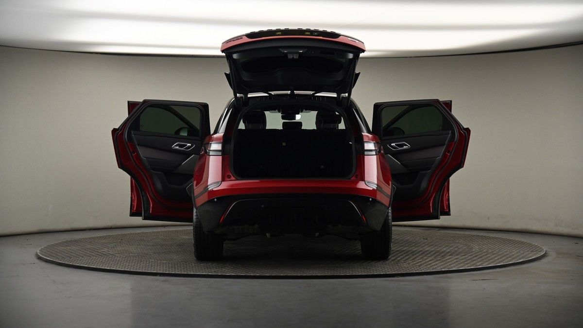 More views of Land Rover Range Rover Velar