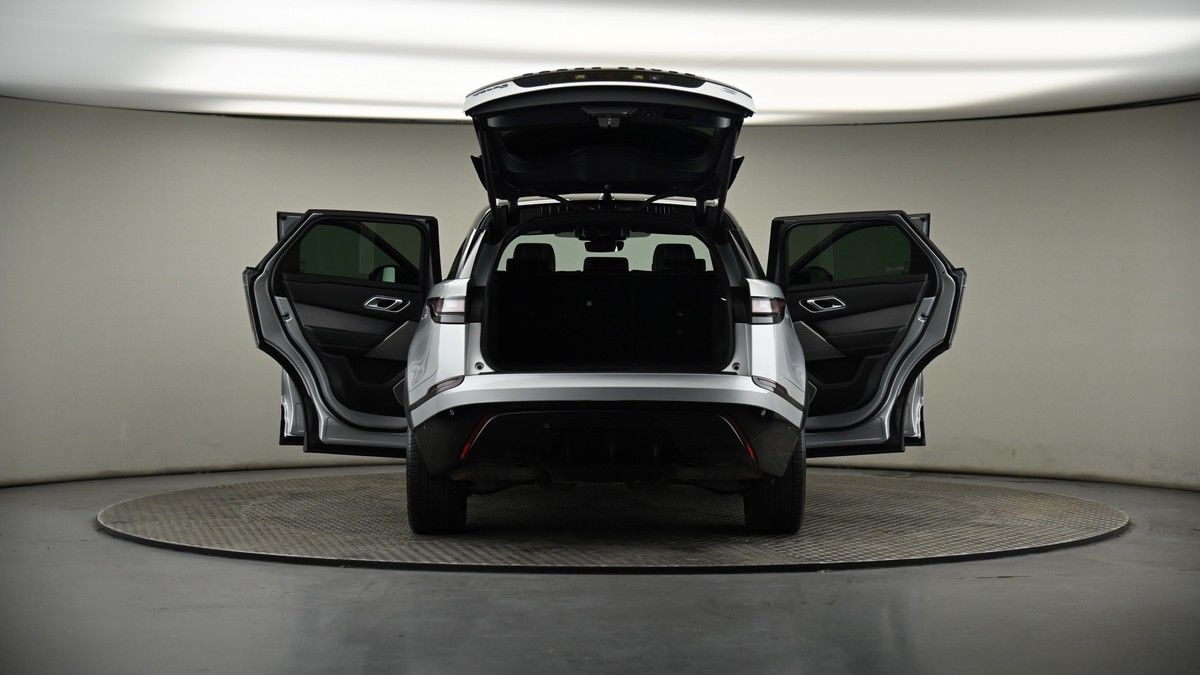 More views of Land Rover Range Rover Velar