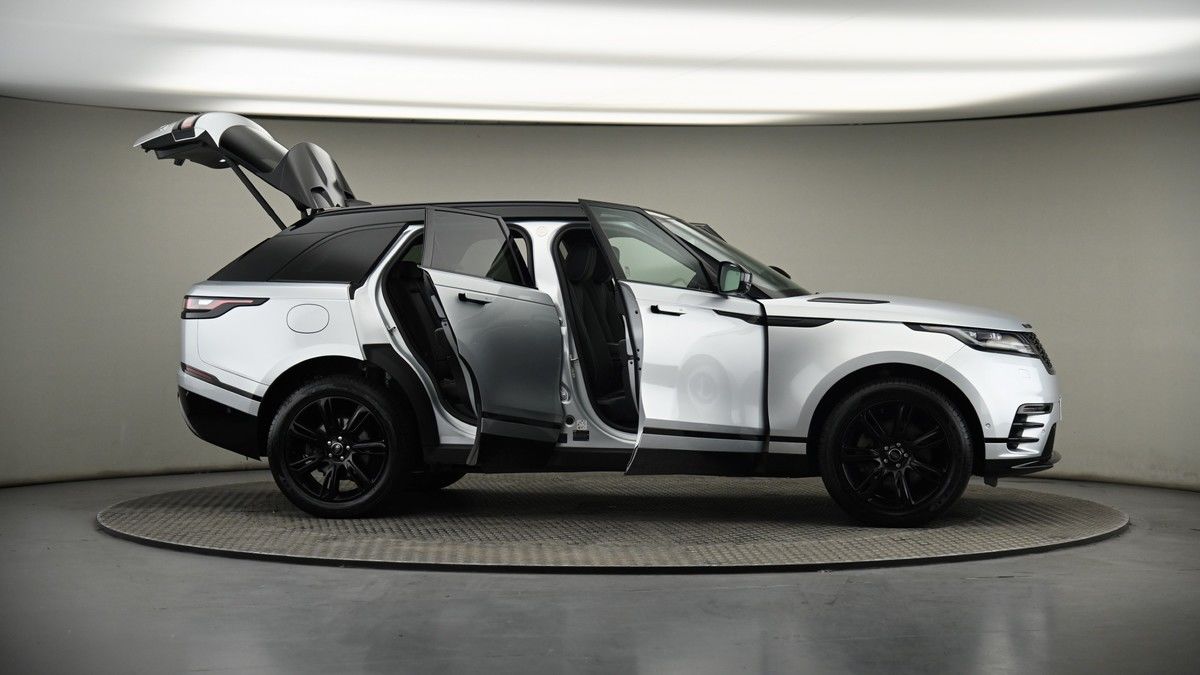 More views of Land Rover Range Rover Velar