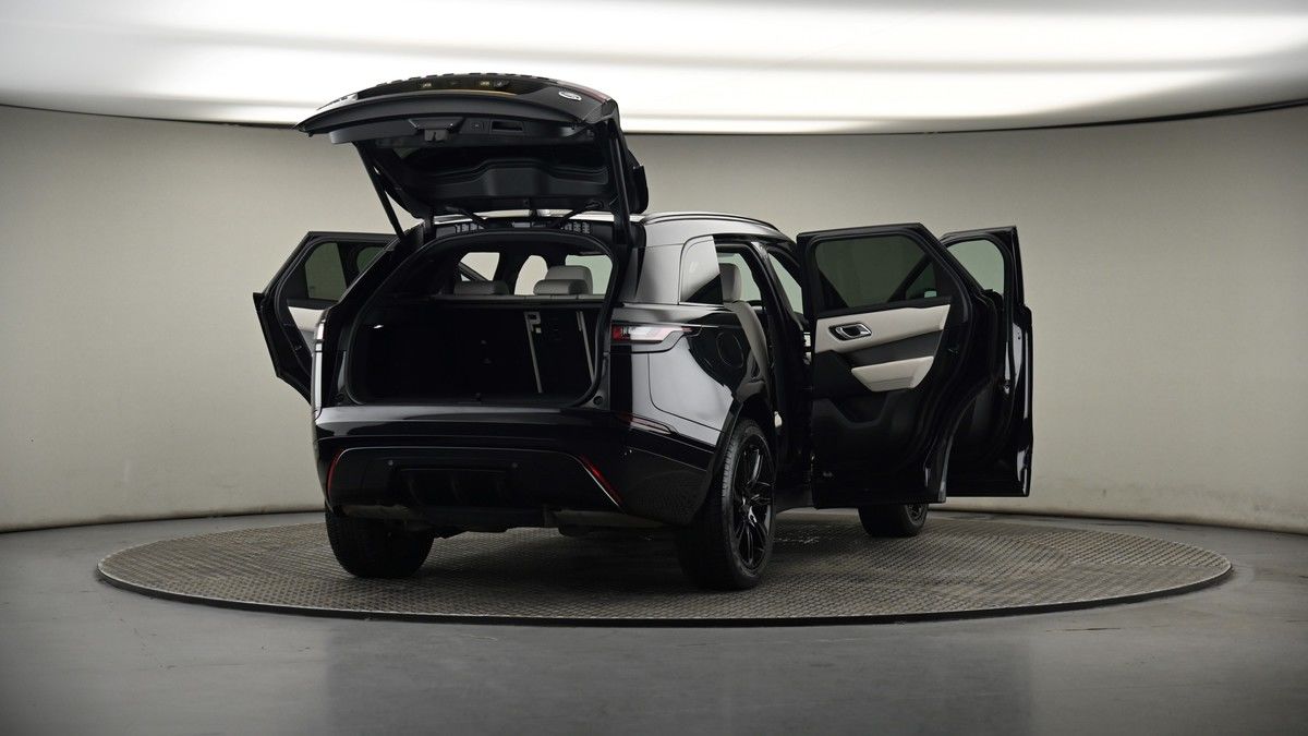 More views of Land Rover Range Rover Velar