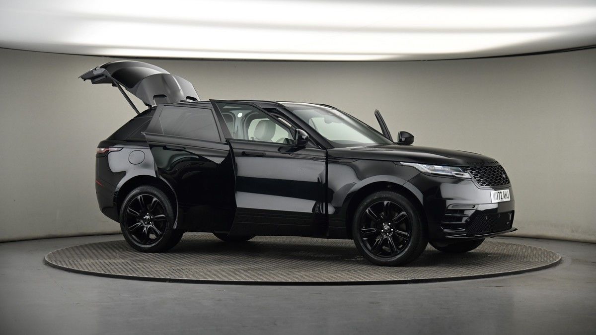 More views of Land Rover Range Rover Velar