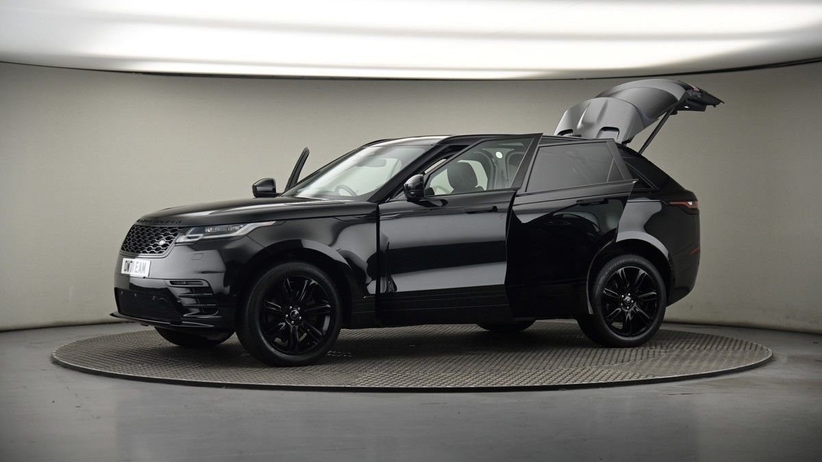 More views of Land Rover Range Rover Velar