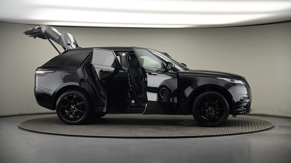 More views of Land Rover Range Rover Velar