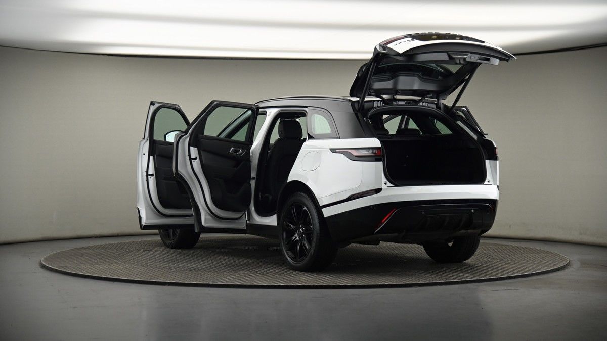 Land Rover Range Rover Velar Image 8