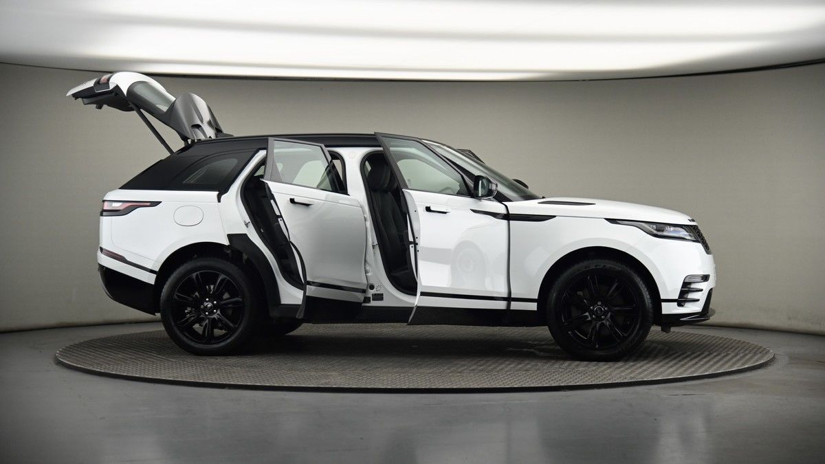 More views of Land Rover Range Rover Velar