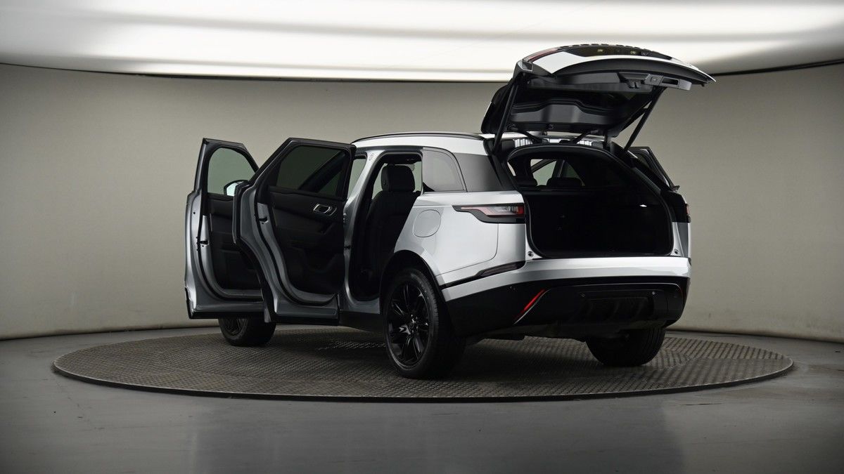 Land Rover Range Rover Velar Image 8