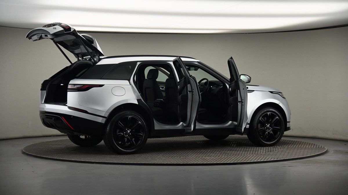 More views of Land Rover Range Rover Velar