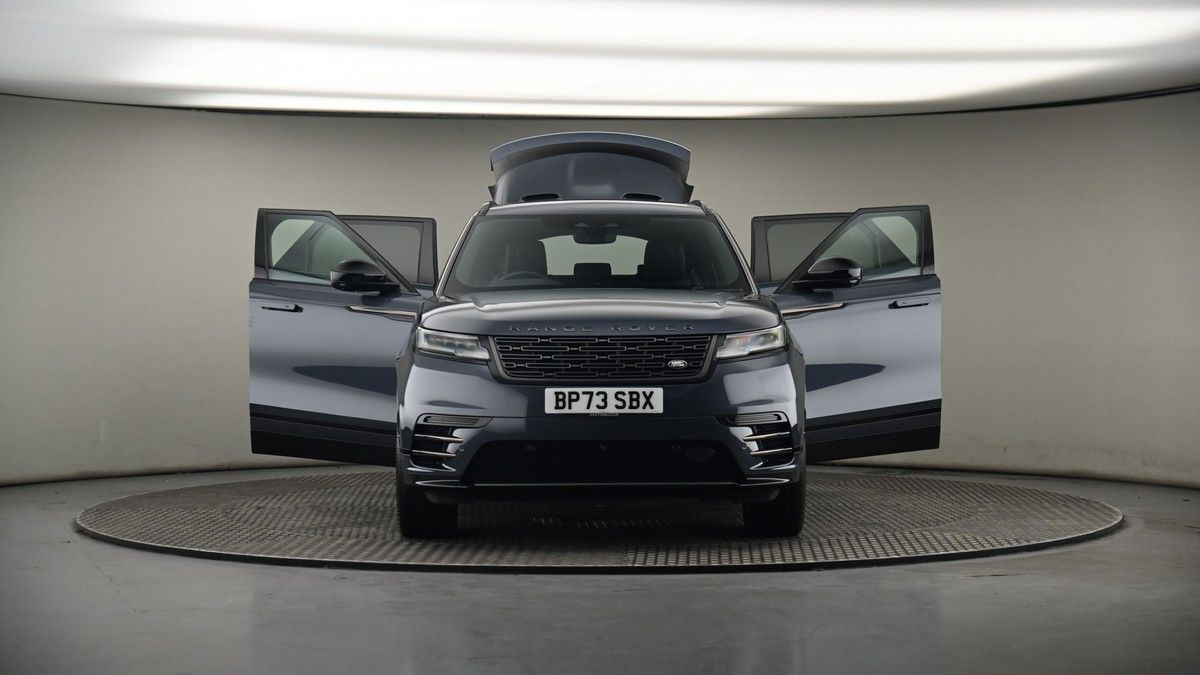 More views of Land Rover Range Rover Velar