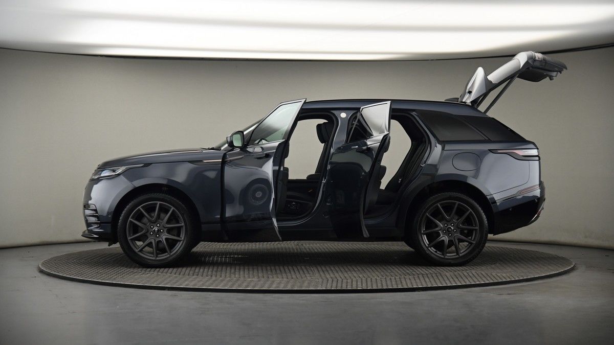 More views of Land Rover Range Rover Velar