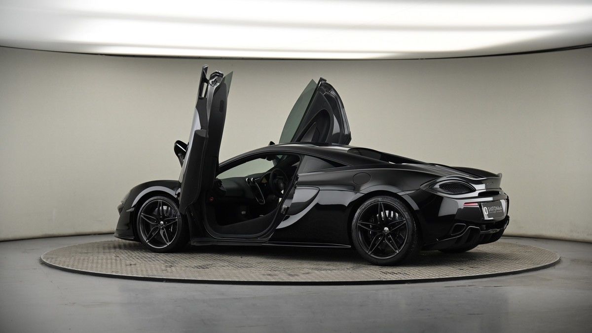 More views of McLaren 570S
