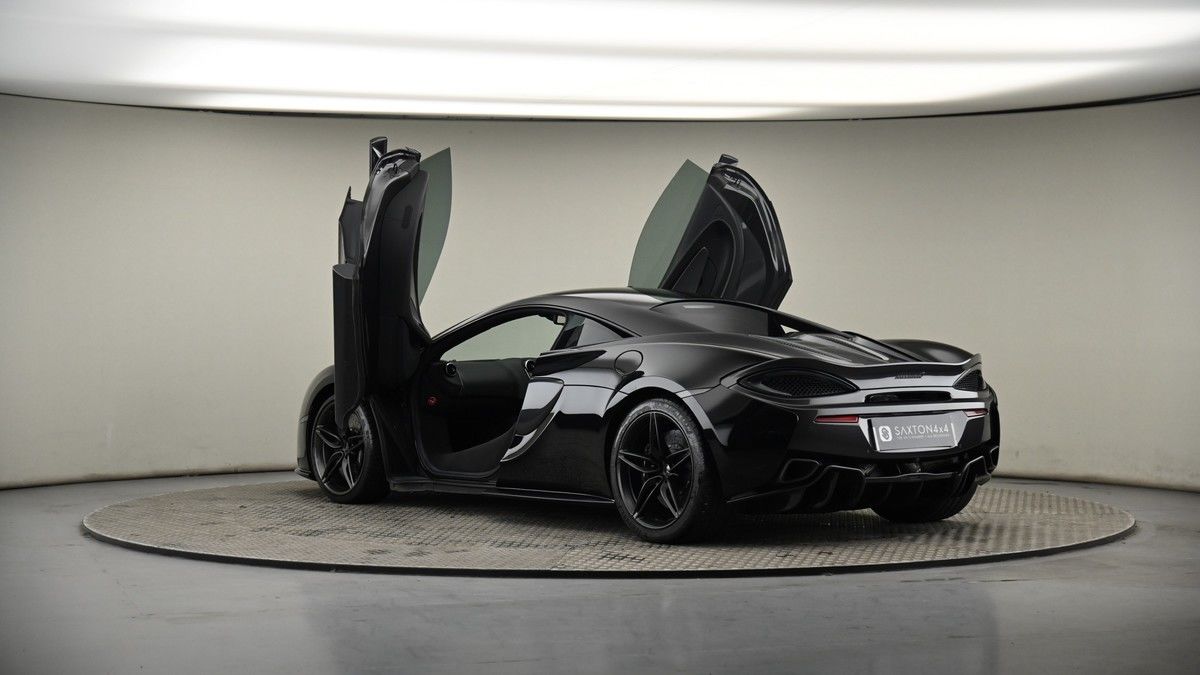 More views of McLaren 570S
