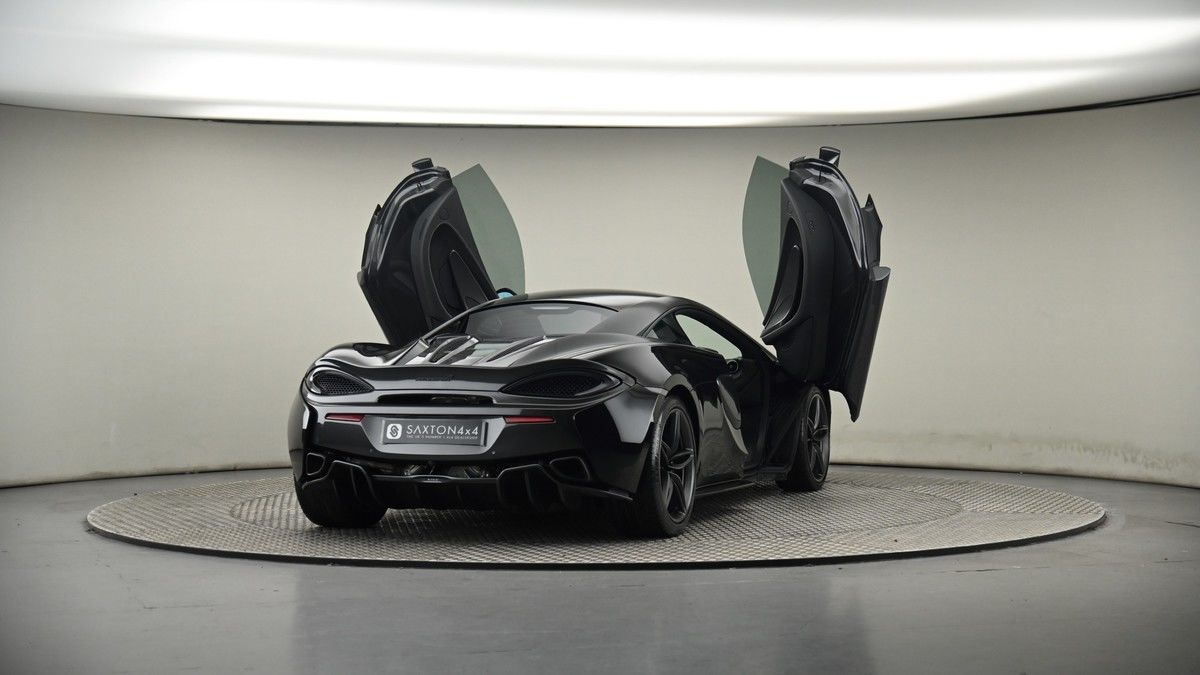 More views of McLaren 570S