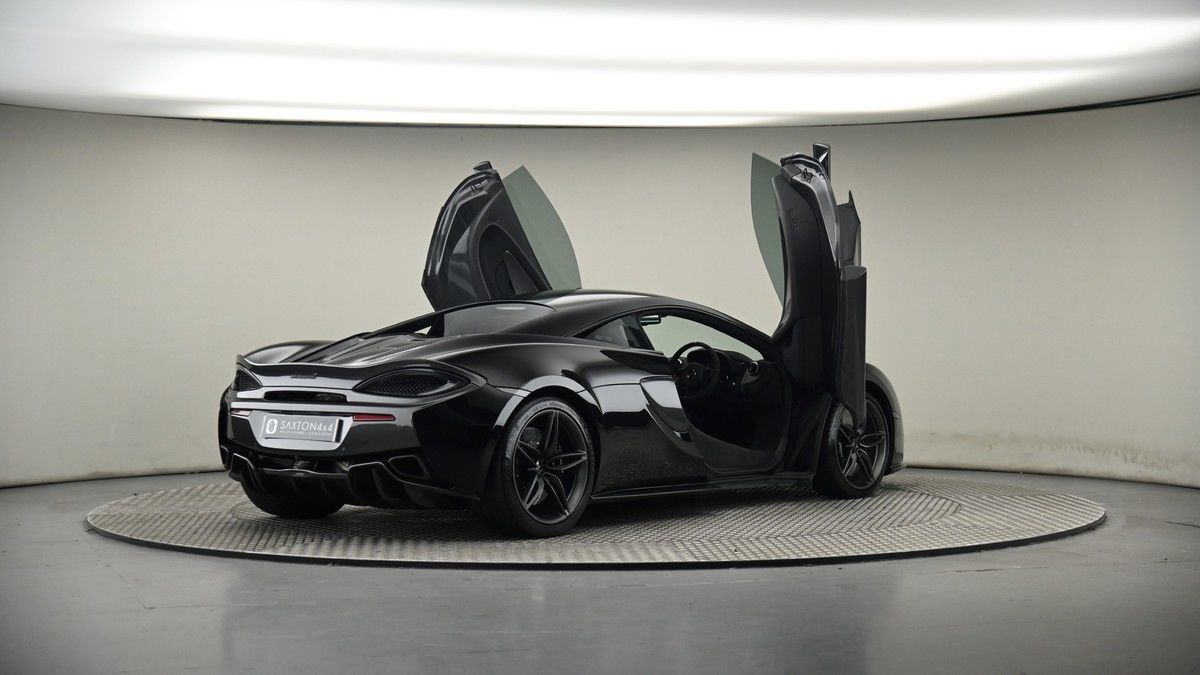 More views of McLaren 570S