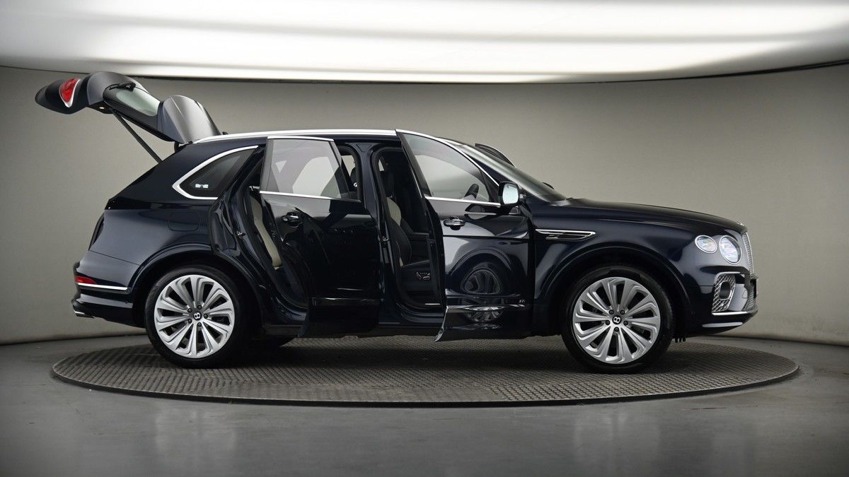 More views of Bentley Bentayga
