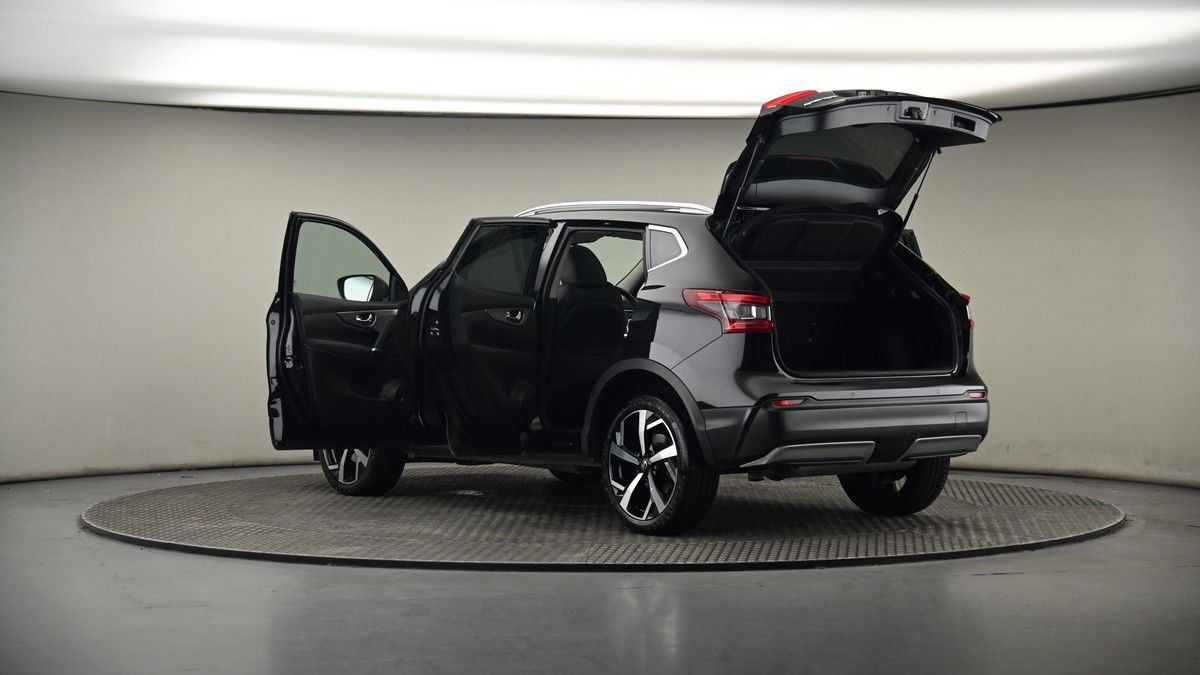 More views of Nissan Qashqai