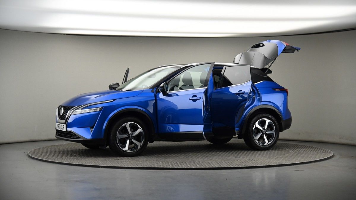 More views of Nissan Qashqai