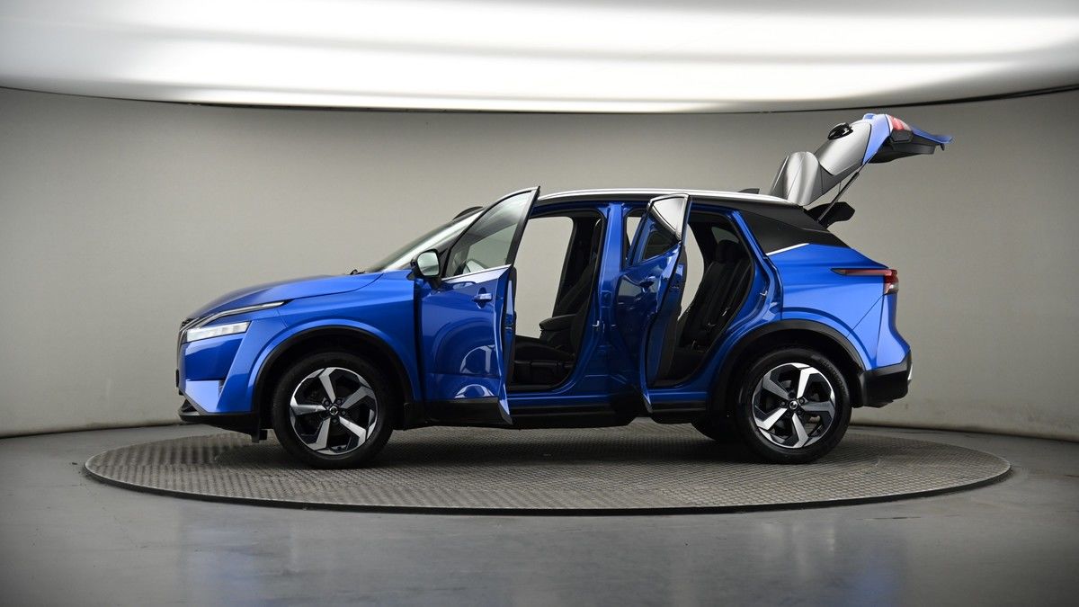 More views of Nissan Qashqai