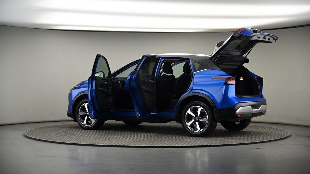 More views of Nissan Qashqai