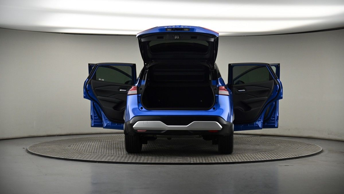 More views of Nissan Qashqai