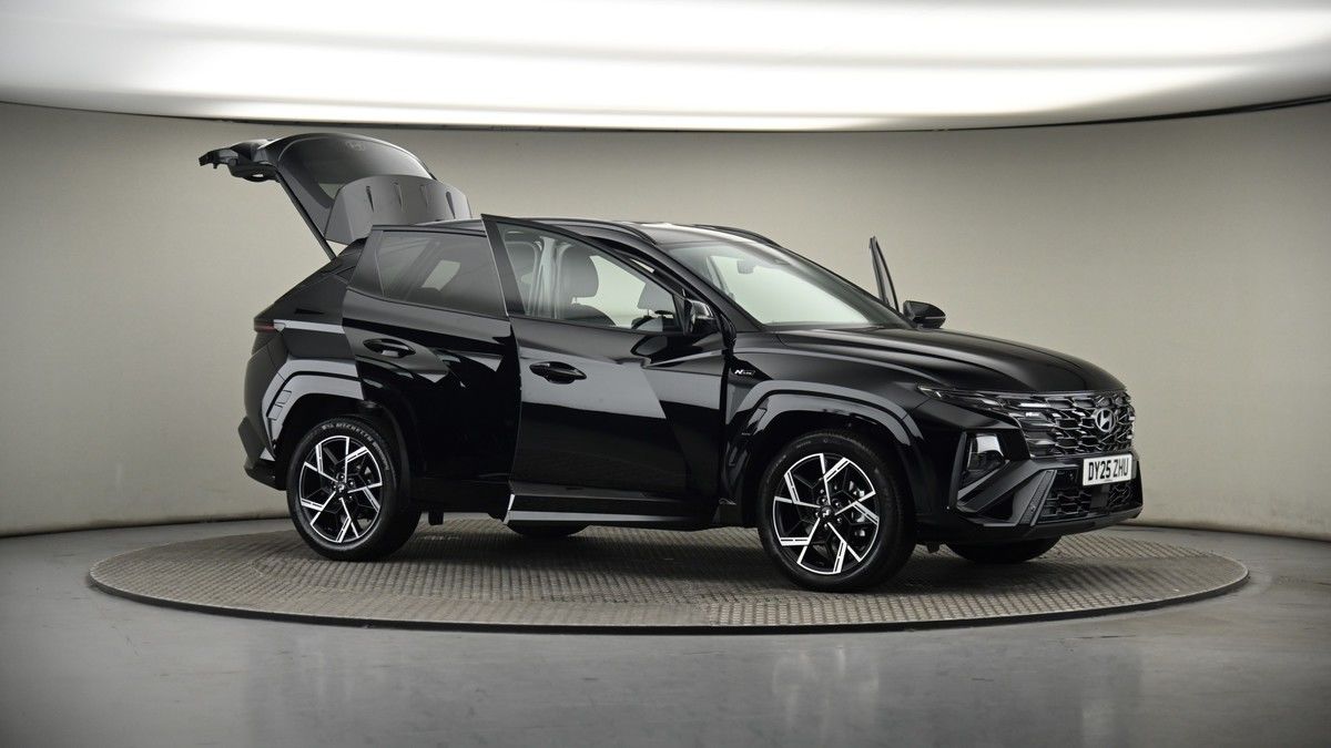 More views of Hyundai TUCSON