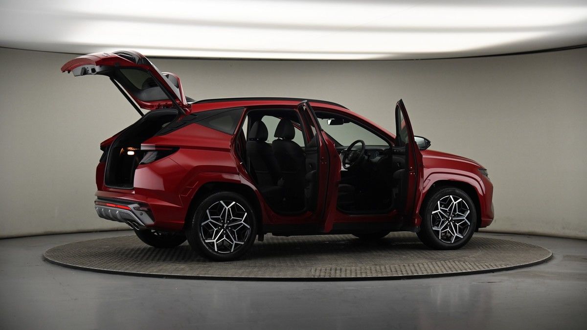 More views of Hyundai TUCSON