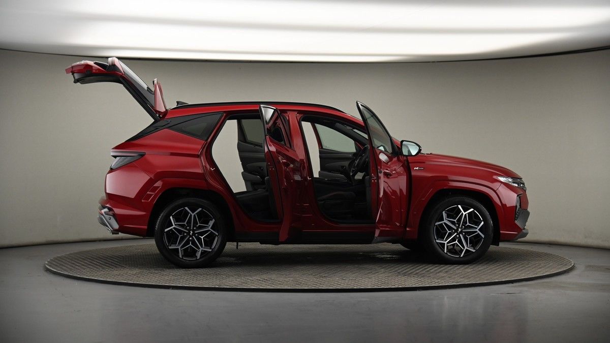 More views of Hyundai TUCSON