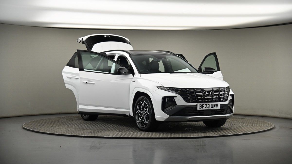 More views of Hyundai TUCSON
