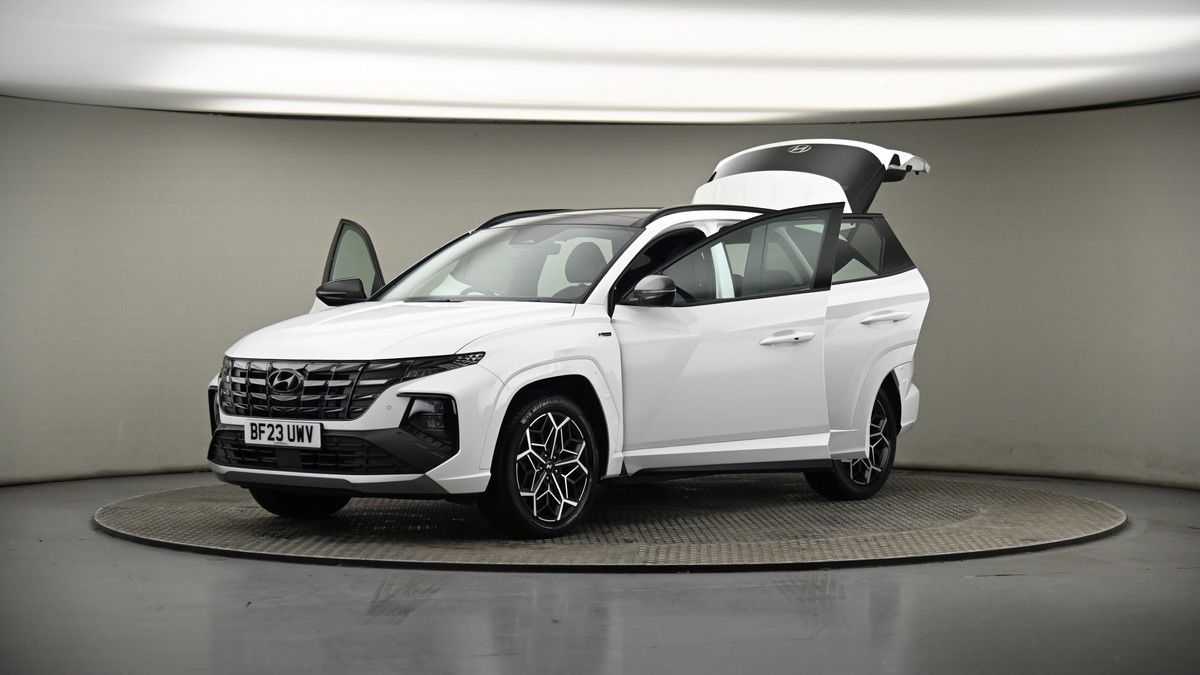 More views of Hyundai TUCSON