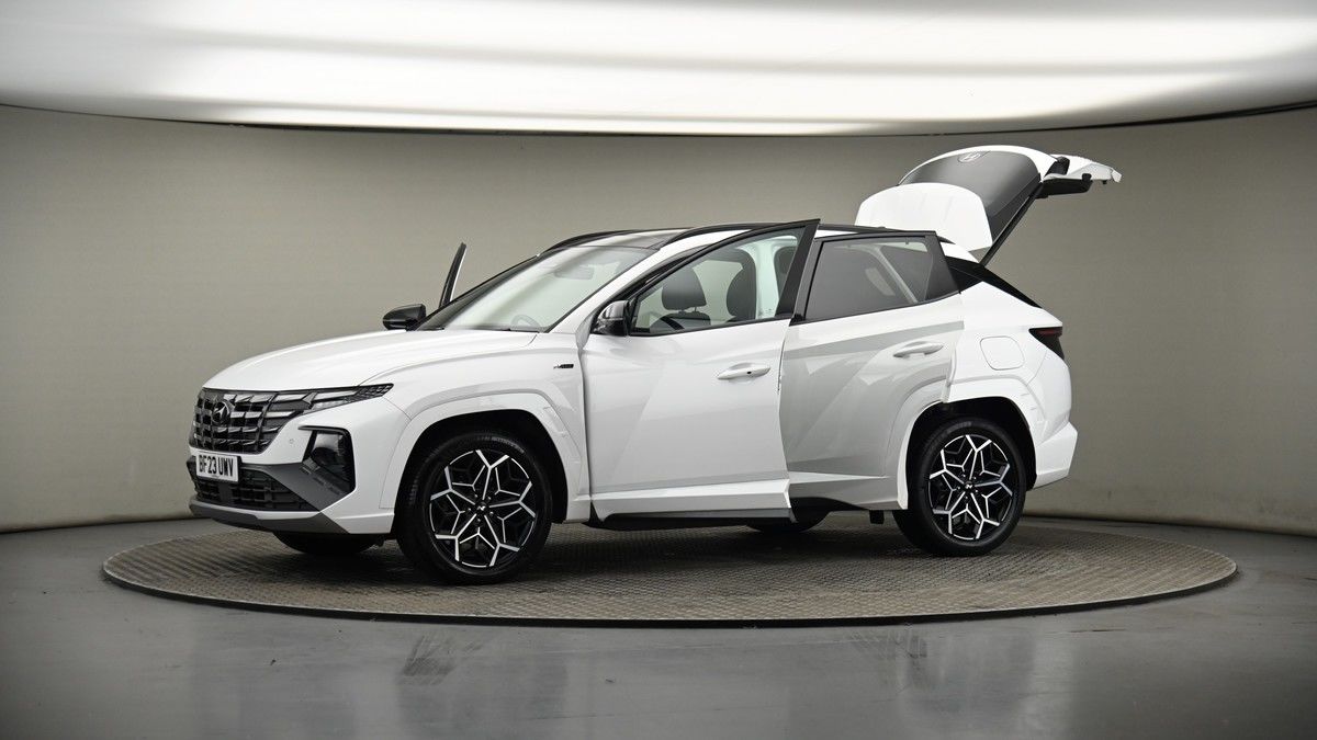 More views of Hyundai TUCSON