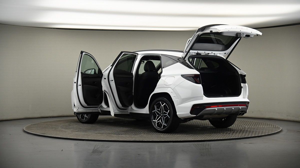 More views of Hyundai TUCSON