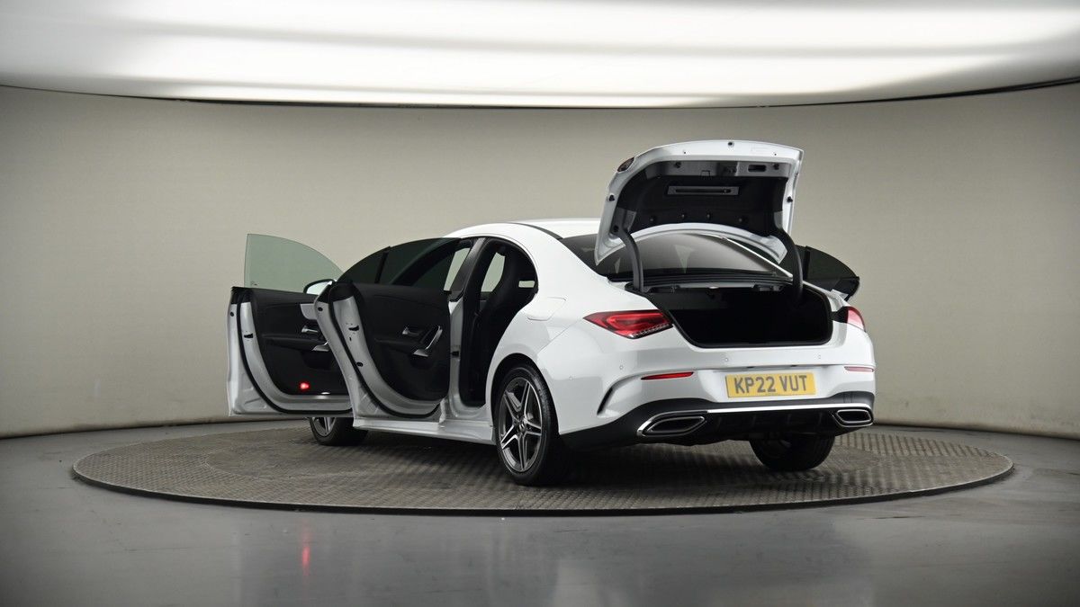 Mercedes-Benz CLA Image 8