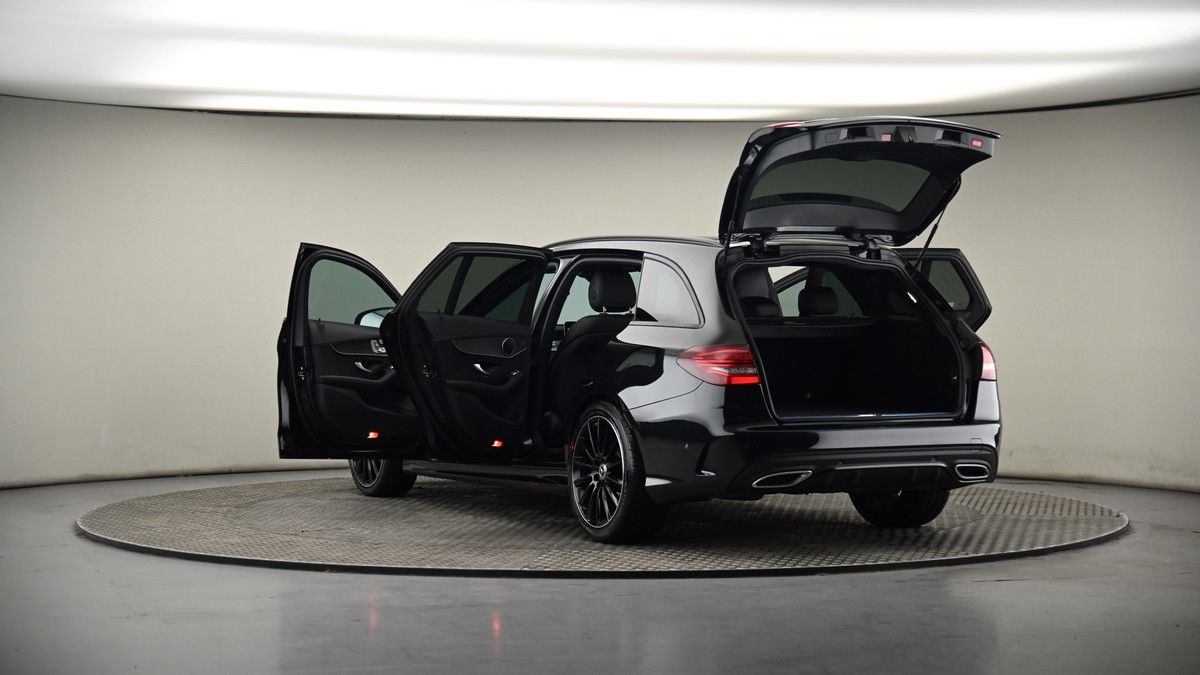 Mercedes-Benz C Class Image 8