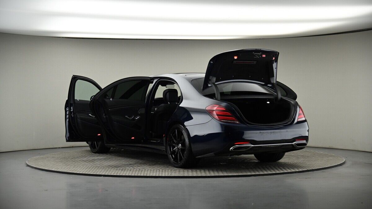 Mercedes-Benz S Class Image 8